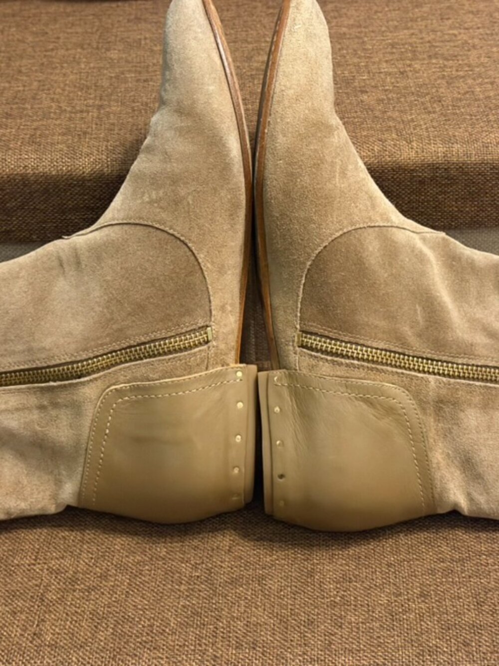 Belle by Sigerson Morrison Taupe Suede Fringe Ankle Boots Size 8 Boho Western - Picture 7 of 9